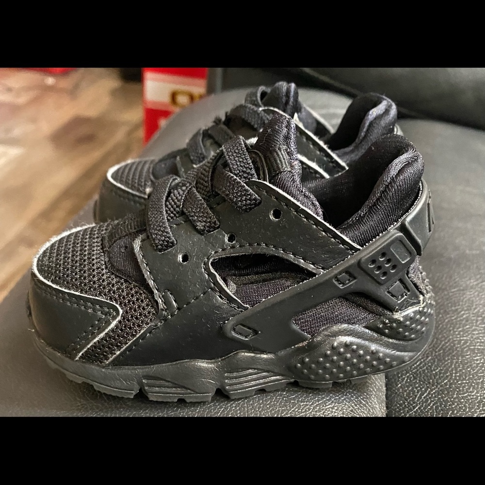 Nike Huarache Baby Size 4C